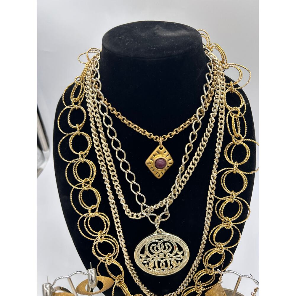 Big Bold Gold Tone Vintage Jewelry Bundle Costume Estate Lot Earrings Necklaces - Picture 2 of 9